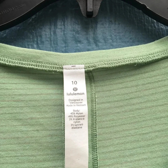 Lululemon Women Size 10 Green Sweat Embrace Long Sleeve Top - Picture 4 of 6